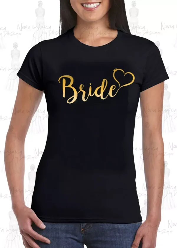 camiseta negra de mujer bride corazón