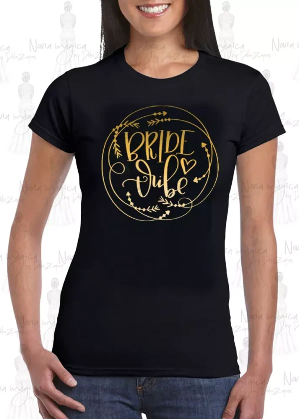 camiseta negra de mujer bride tirbe